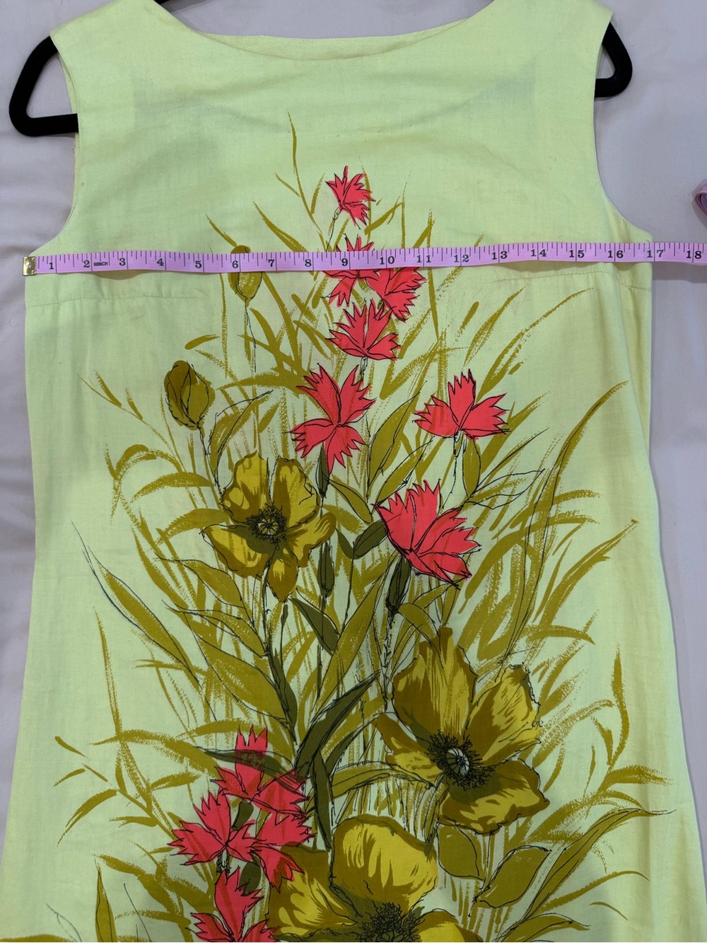 Vintage 60s Yellow Floral Graphic Shift Dress Mod Retro Chartreuse Linen 1960s - Picture 4 of 6